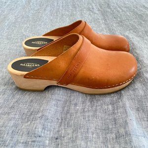 Swedish Hasbeens Leather Clog (Tan)
